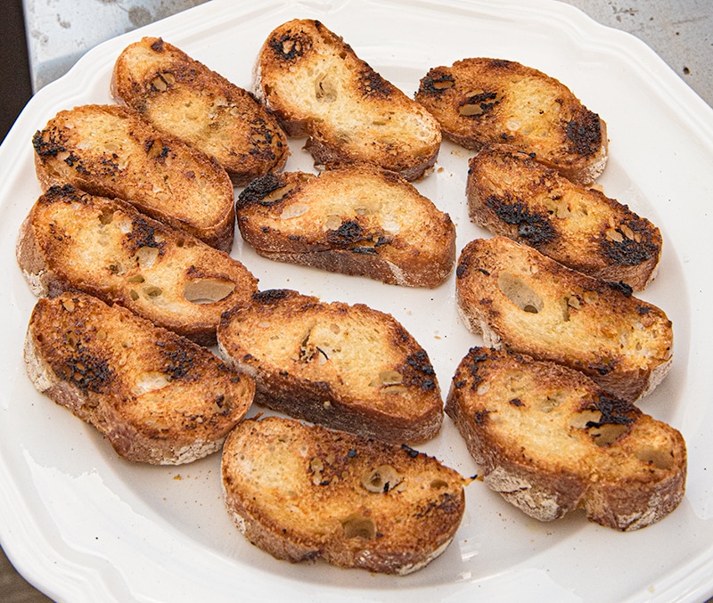 grilled-garlic-bread.