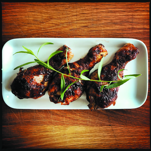 Jamaican jerk chicken drumsticks plated