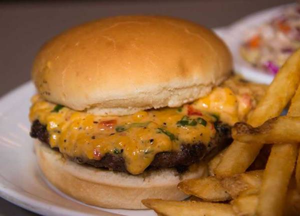 Pimento cheeseburger