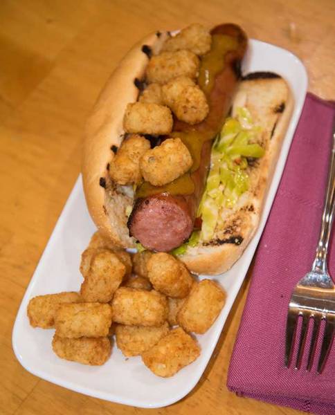polish sausage on bun
