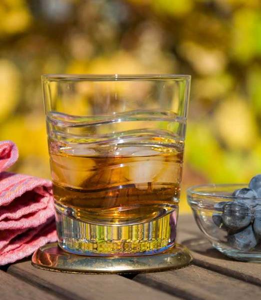 cocktail with smoked ice