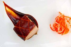 sous vide que pork belly plated