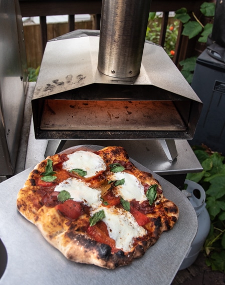 uuni 3 with pizza