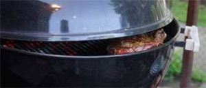 Grill lid slightly askew