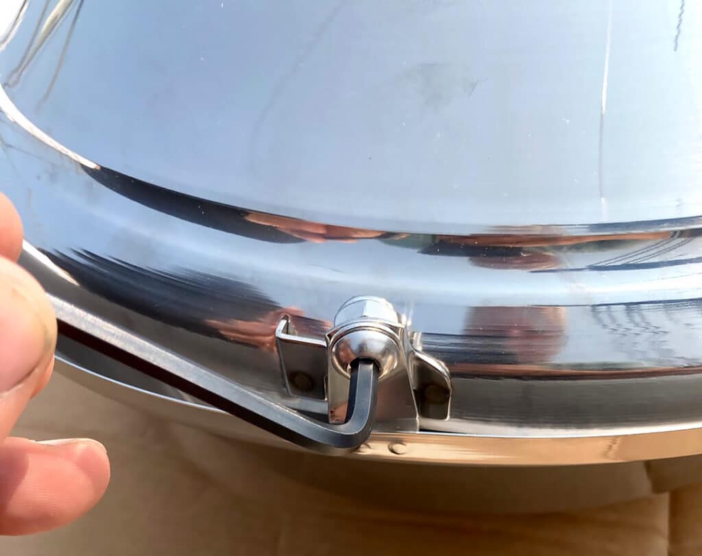 Magma Marine Grill lid
