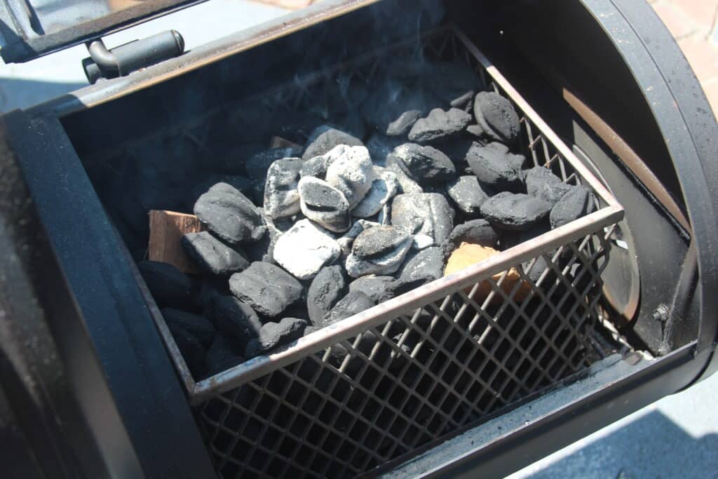 Grand Champ charcoal basket
