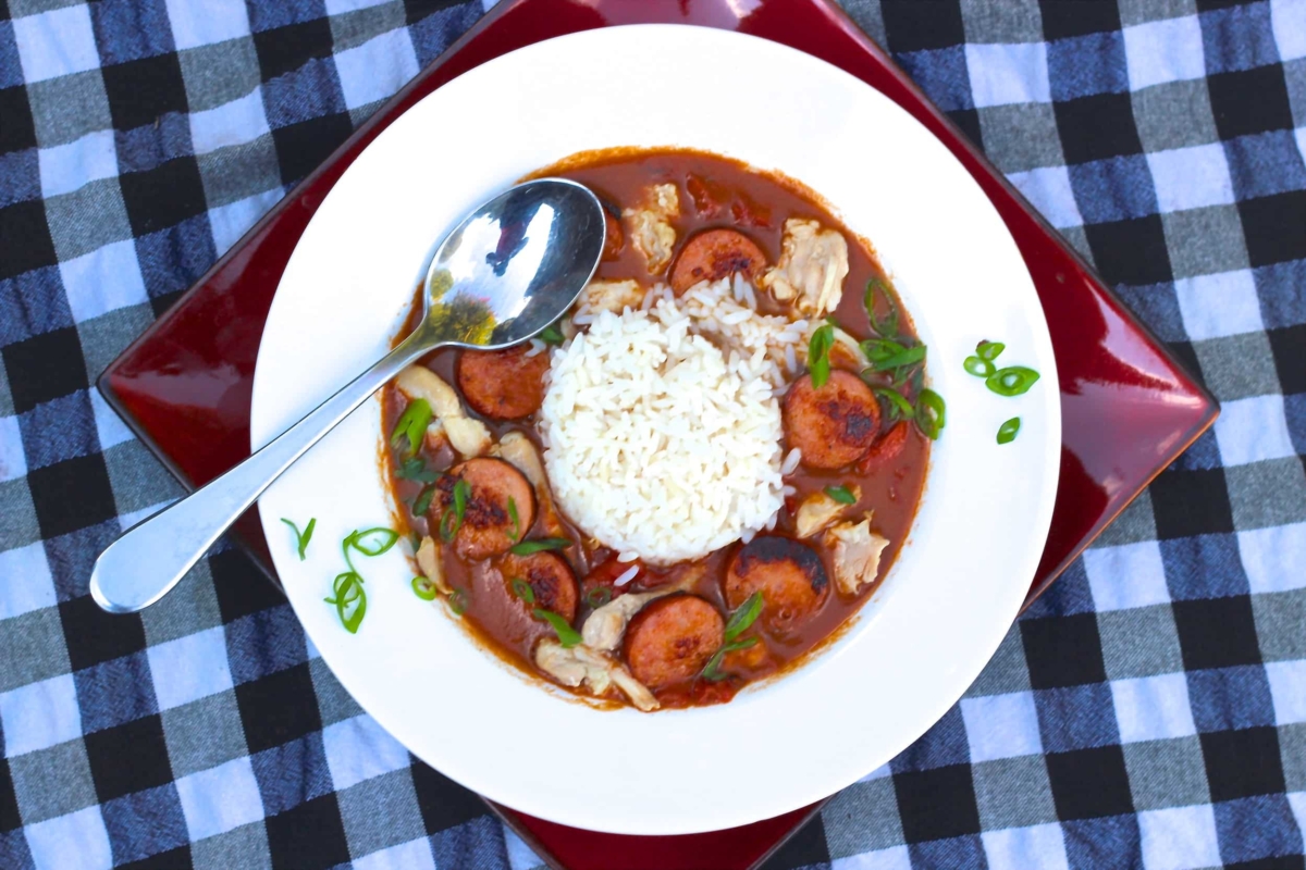 bowl of gumbo and rice.