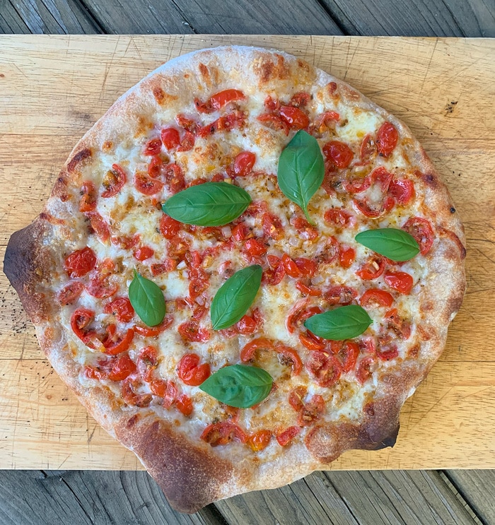 Italia Pizza Oven finished pizza
