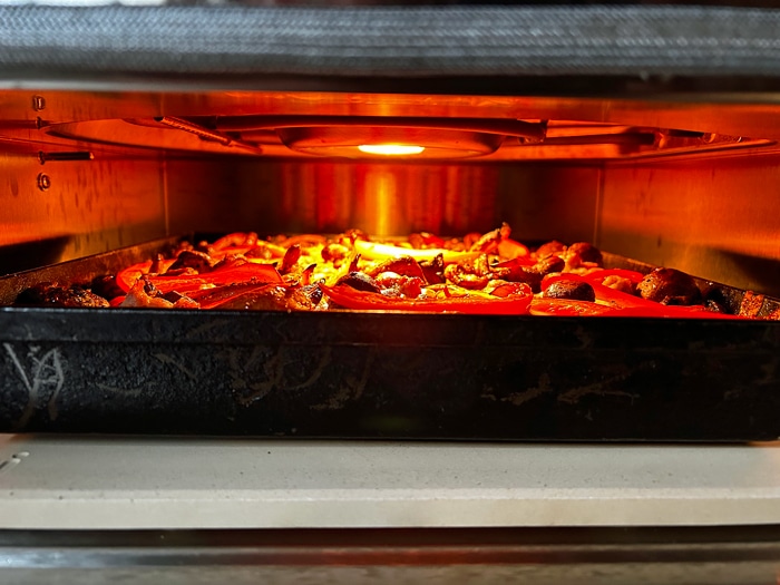 Ooni Volt Detroit Pizza cooking