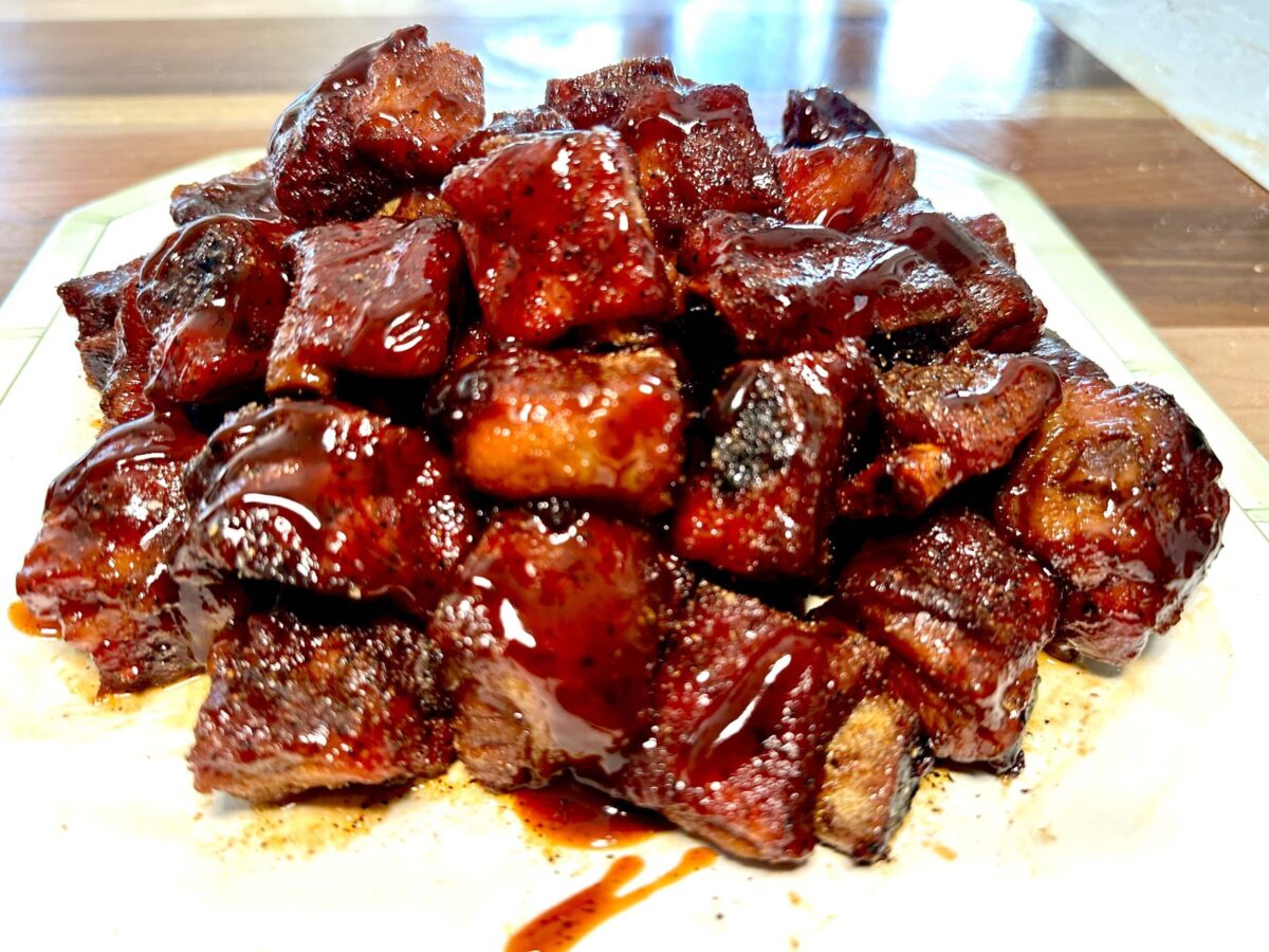 Rib snacks plated.